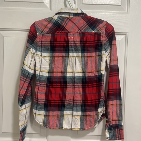 American Eagle Favorite Fit Flannel - Picture 4 of 4